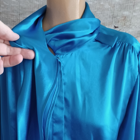 Vintage Blouse - Picture 4 of 13